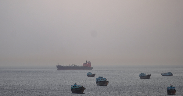 UKMTO says tanker hit by unknown projectile east of Oman's Limah; no casualties reported