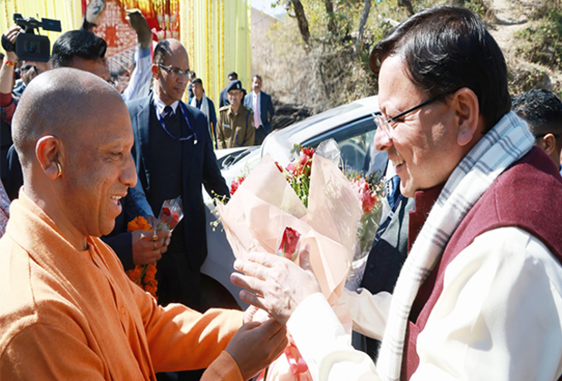 Uttarakhand CM Dhami welcomes UP CM Yogi in Pauri Garhwal