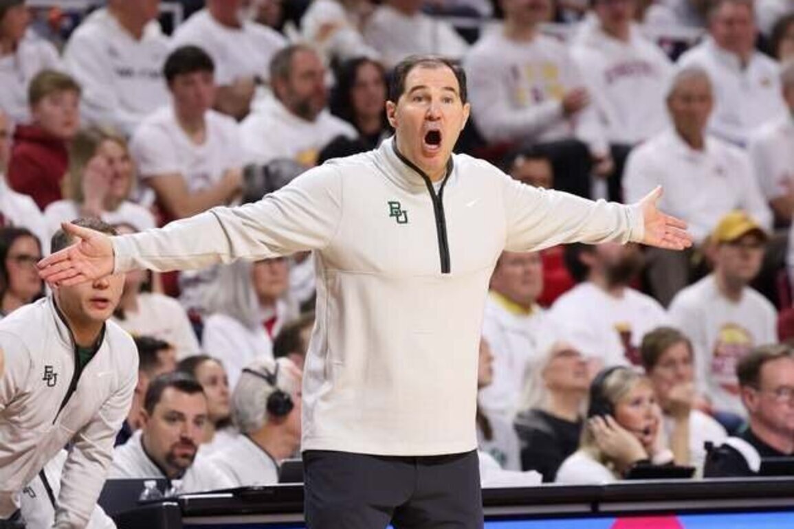 Milan Momcilovic scores 21 as No. 7 Iowa State holds off Baylor