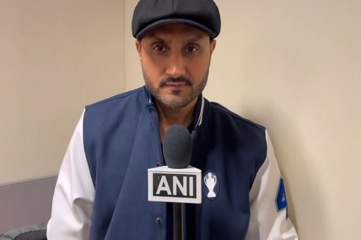 "Gambhir does not go there to play": Harbhajan Singh on split coaching for India