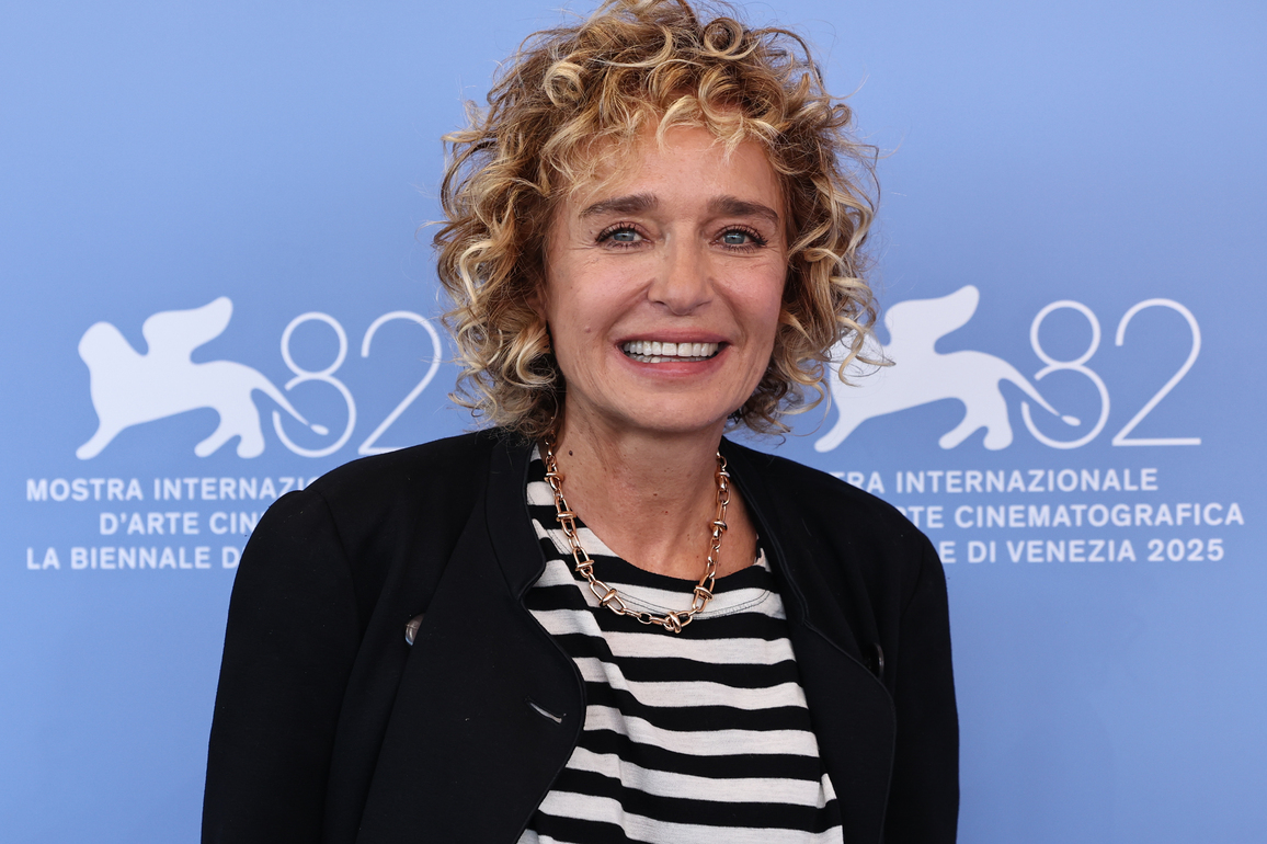 ITALY-VENICE-FILM FESTIVAL-ELISA-PHOTOCALL