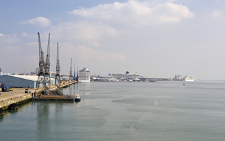 Clean Maritime Demonstration Competition: Green port projects share £33m in competition funding