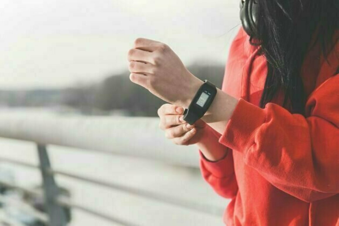 Sweet spot for daily steps is lower than often thought, new study finds