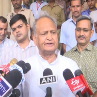 "Immediate action should be taken": Congress' Ashok Gehlot on cough syrup deaths in MP