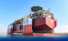 See the photos: Northern Endeavour transits Suez Canal