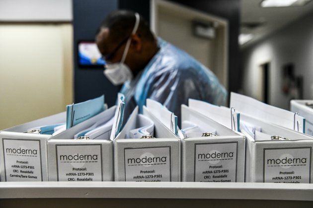 Moderna Enrolls 30,000 Diverse Americans in Phase 3 Trials