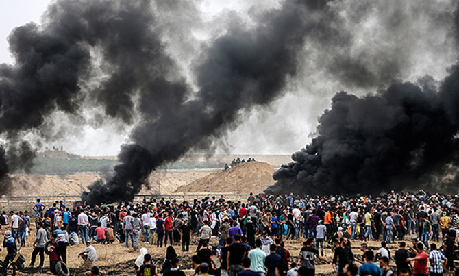 Israel strikes Hamas Gaza post over kite attacks Israel strikes Hamas Gaza post over kite attacks