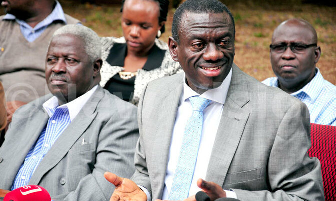 FDC refutes Besigye, Museveni dialogue FDC refutes Besigye, Museveni dialogue