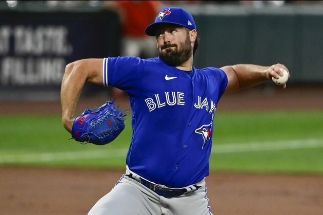 Mariners sign Cy Young winner Robbie Ray to 5-year deal