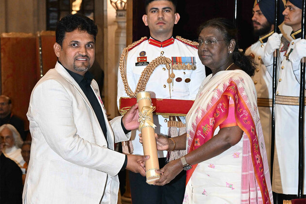 Para Athletics coach Dr Satyapal Singh receives Padma Shri award from President Murmu