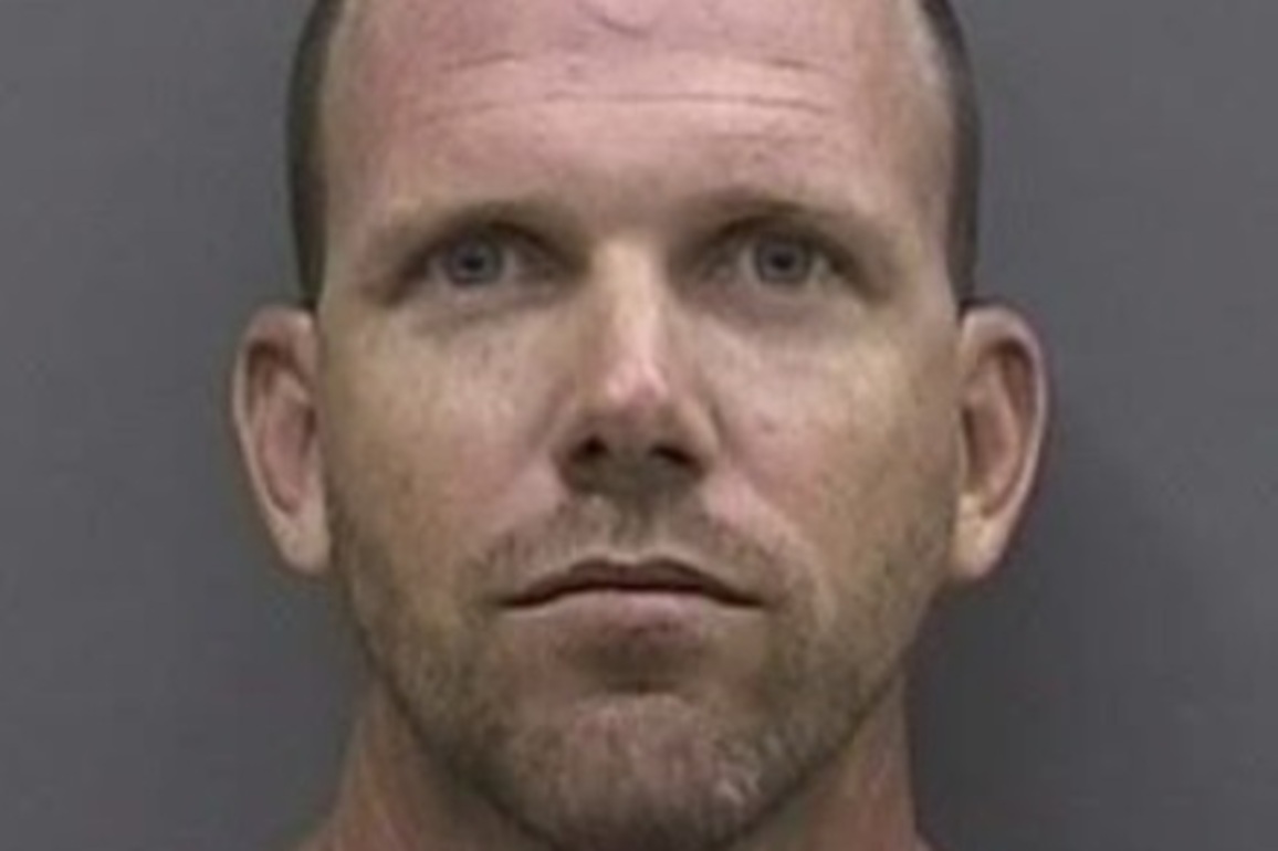 Tampa Police Arrest Suspect in Voyeurism, Loitering Investigation