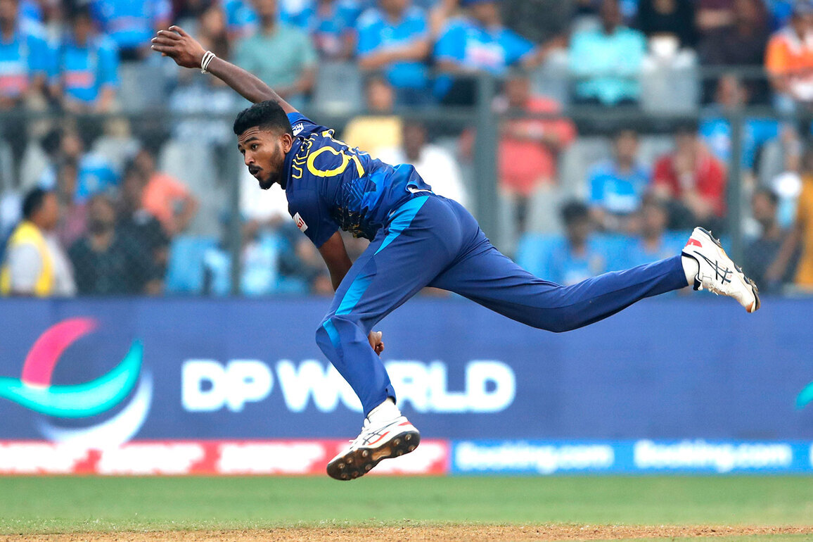 Sunrisers Hyderabad pick Dilshan Madushanka as injury replacement for Brydon Carse