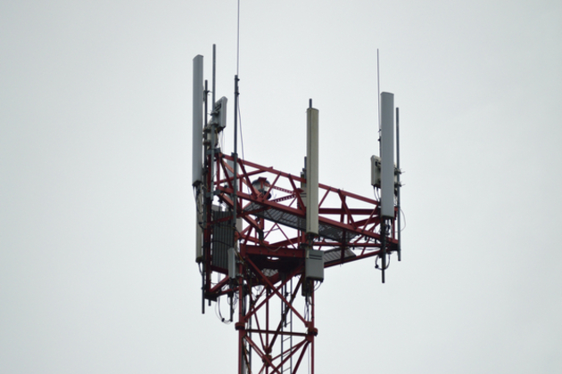 Indian telecom sector faces stagnation amid high valuations, says UBS
