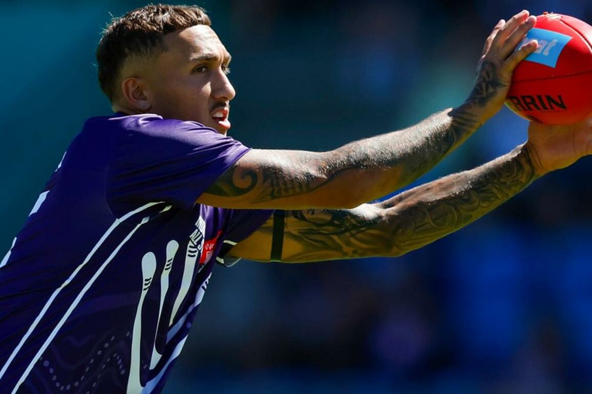 Sydney Swans coach Dean Cox out to spoil Shai Boltons purple party on Fremantle Dockers debut