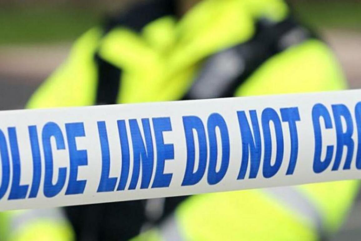 'Avoid area' warning in Edinburgh as 'suspicious item' found
