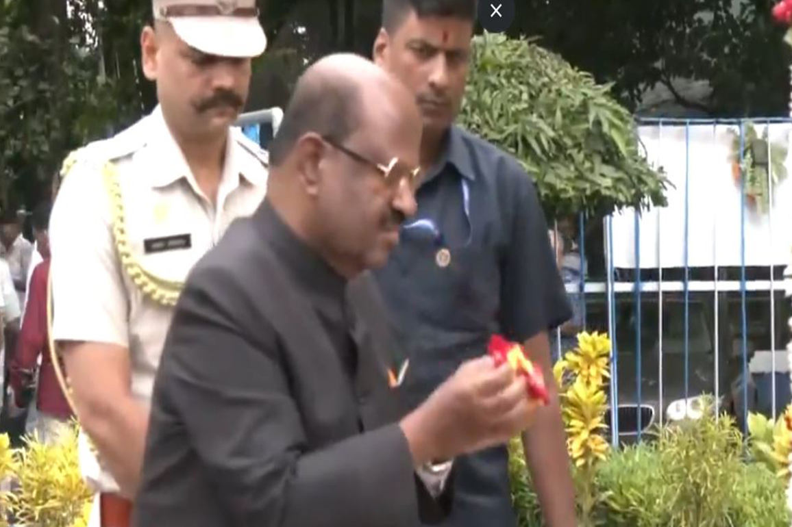 "Occasion for us to introspect": West Bengal Governor offers floral tribute to Mahatma Gandhi on 156th birth anniversary