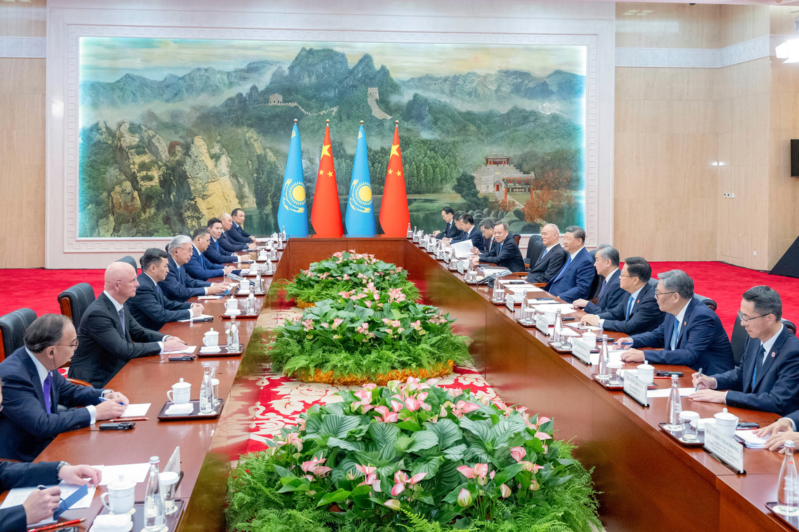 (SCO Tianjin Summit) CHINA-TIANJIN-XI JINPING-KAZAKH PRESIDENT-MEETING (CN)