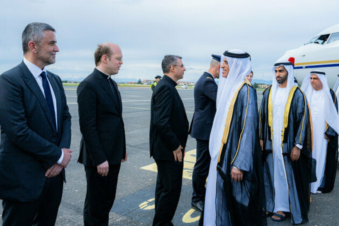 Saud bin Saqr arrives in Rome for papal inauguration