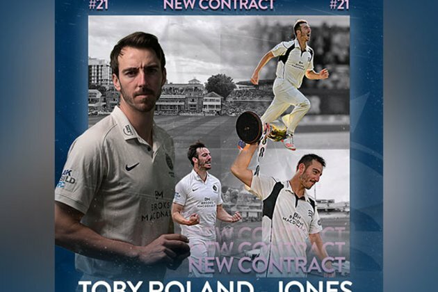 Roland-Jones signs contract extension with Middlesex