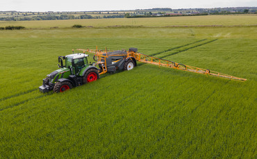 Knight Farm Machinery appoints Chandlers for farmers in the Midlands and Welsh borders