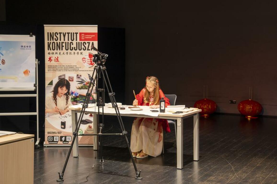 "Chinese Bridge" builds cultural connections for Polish youths
