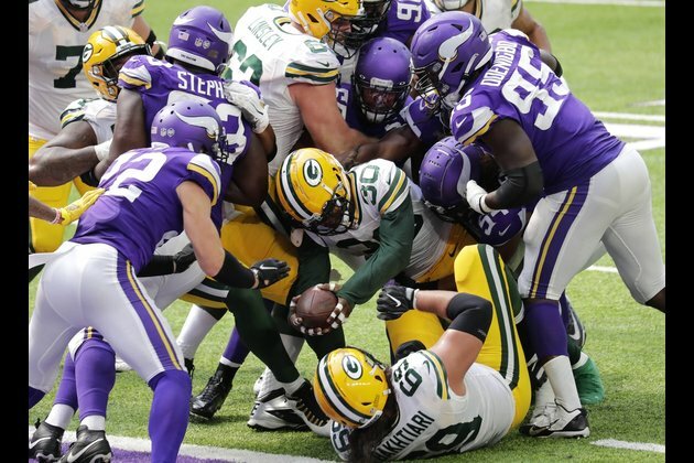 Vikings look for season split against rival Packers