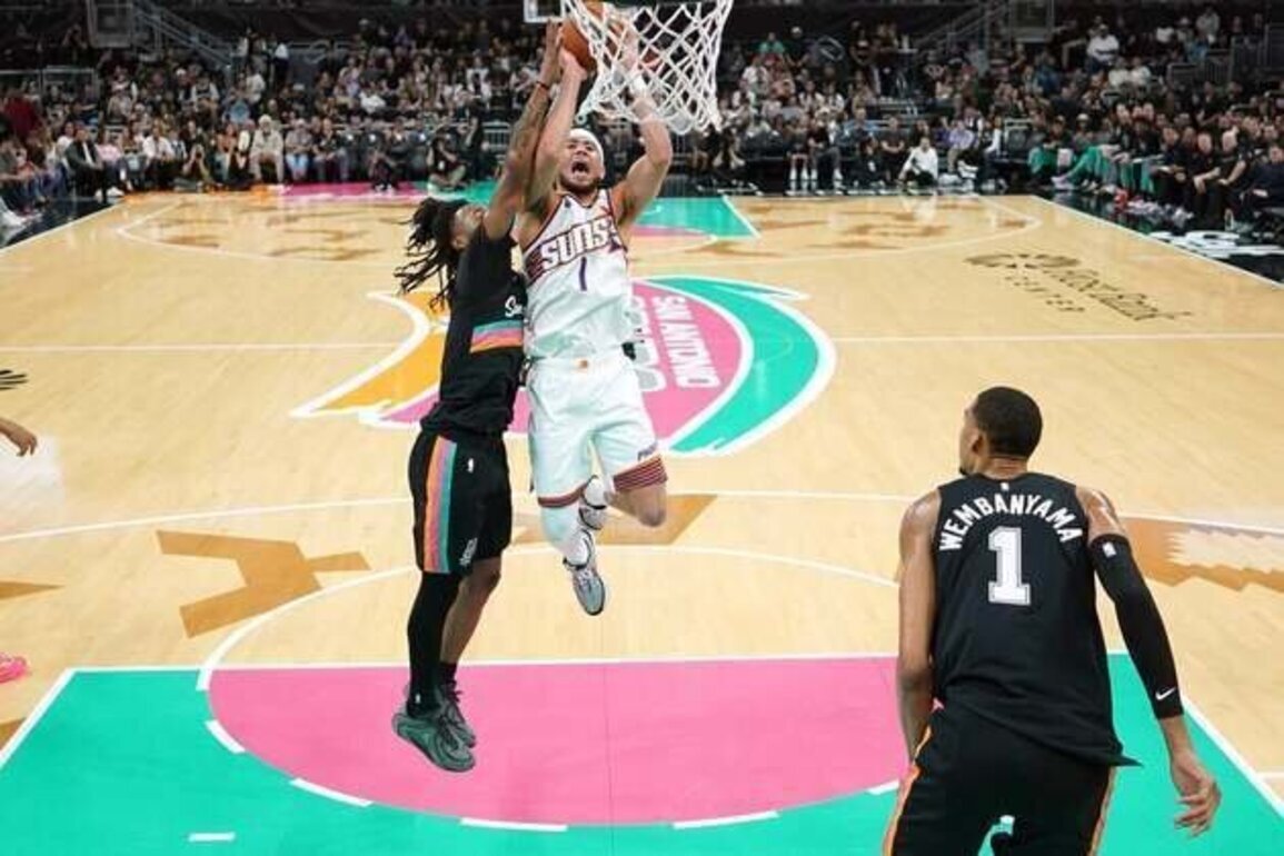 Suns All-Star G Devin Booker (hip) out at least one week