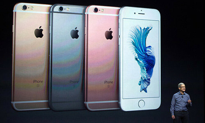 With iPhone launch, Apple eyes better customer connection With iPhone launch, Apple eyes better customer connection
