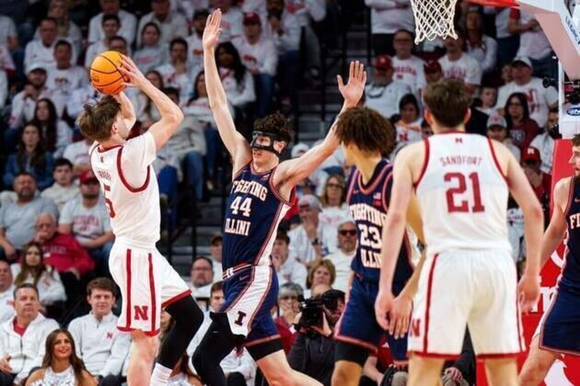 No. 9 Nebraska looks to rebound vs. reeling Rutgers