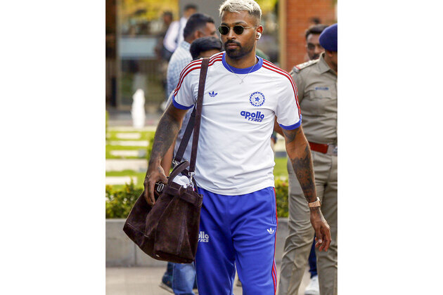 Hardik Pandya faces complaint over alleged disrespect to national flag