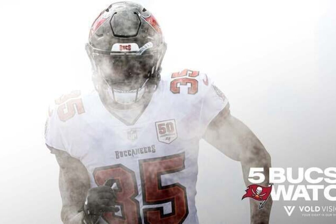 5 Bucs to Watch Against the Panthers in Week 16