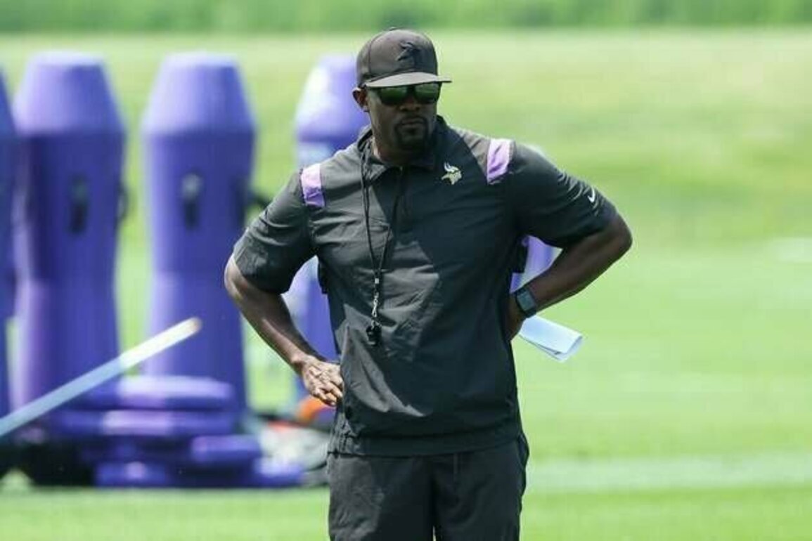 Vikings DC Brian Flores' discrimination suit vs. NFL cleared for trial