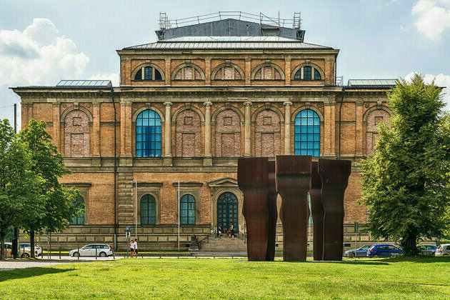 UN should probe Bavarias handling of Nazi-looted art  expert