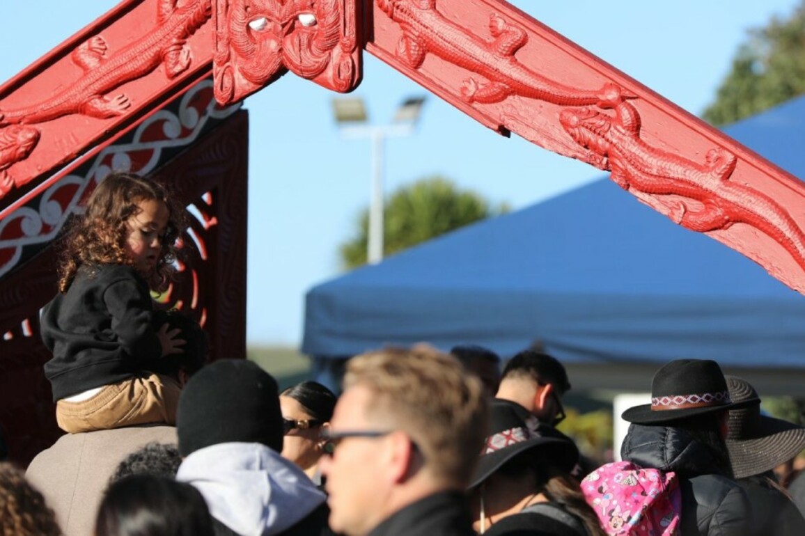Fewer tangihanga on the marae- Families 'don't feel really connected'