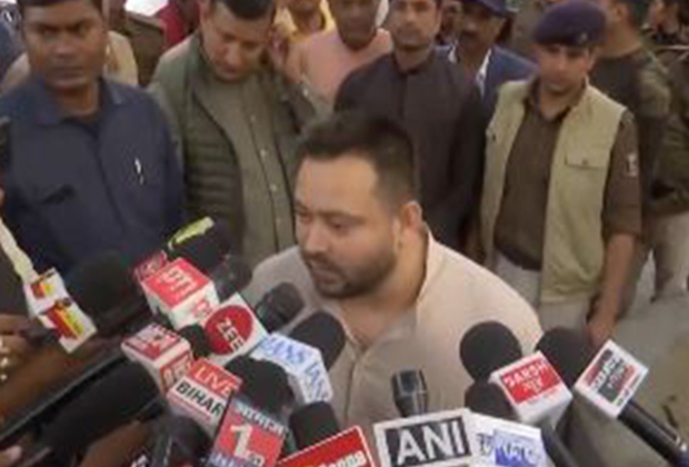 "Poor people being killed continuously, govt not concerned": Tejashwi Yadav on Delhi stampede