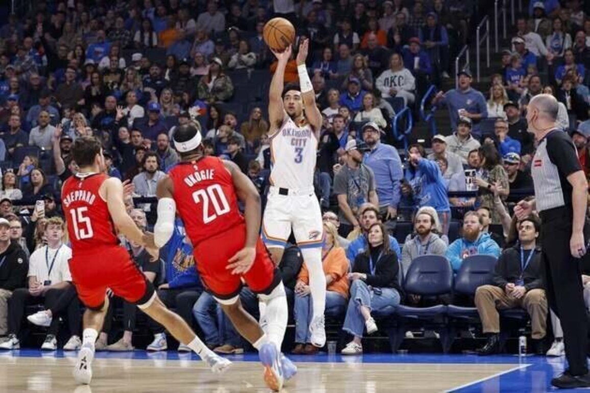 Short-handed Thunder look for others to step up against Lakers