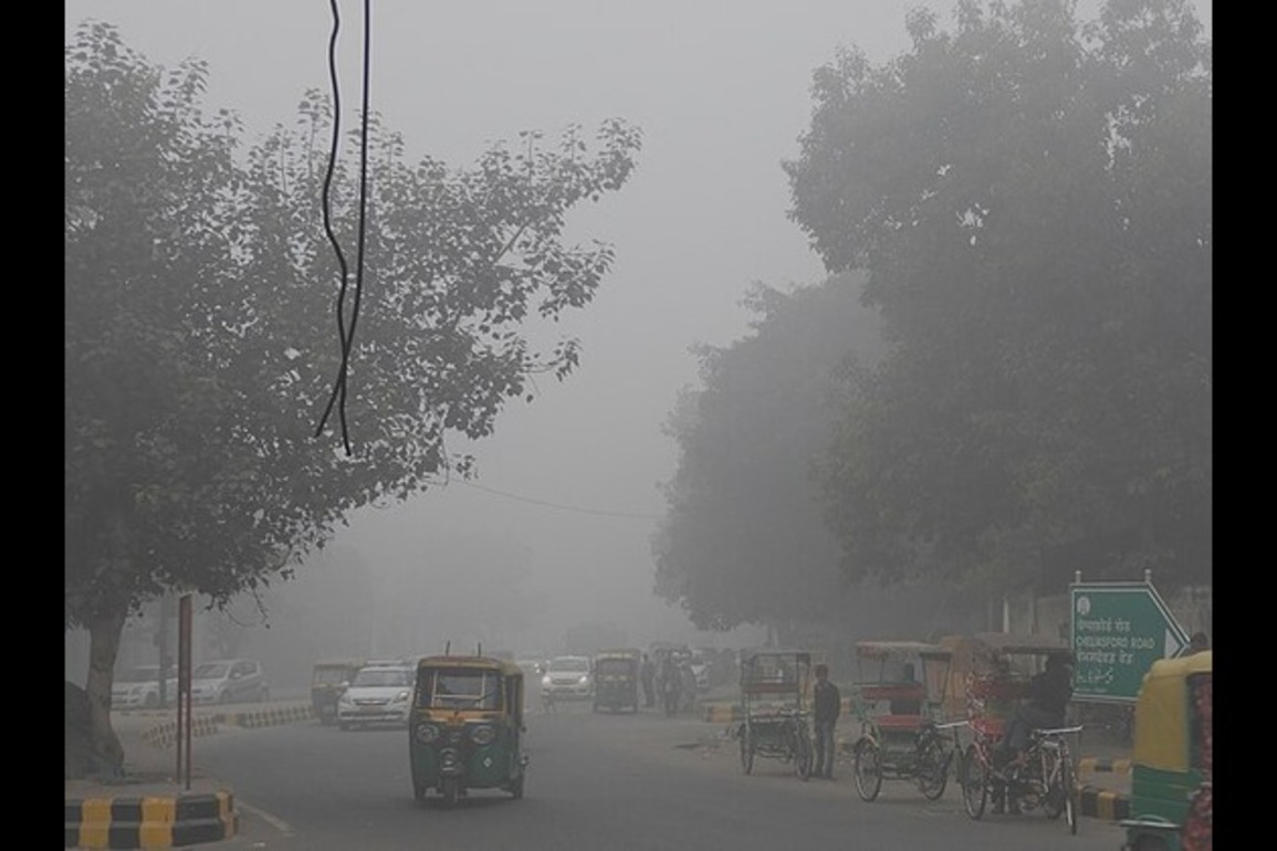 As smog worsens, India’s top court asks lawyers to log in online