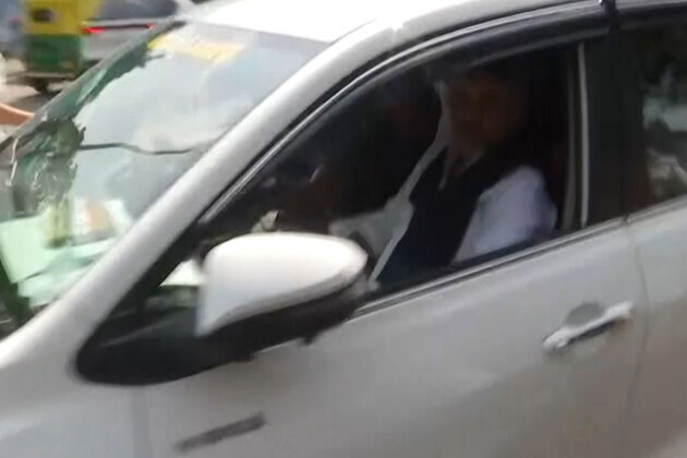 DK Shivakumar arrives at CM Siddaramaiah's residence for 'breakfast meeting' amid Karnataka leadership change reports