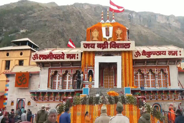 CM Dhami visits Mana ahead of Badrinath Dham opening
