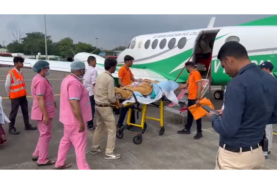 Minor injured in Indore truck accident airlifted to Mumbai for better treatment