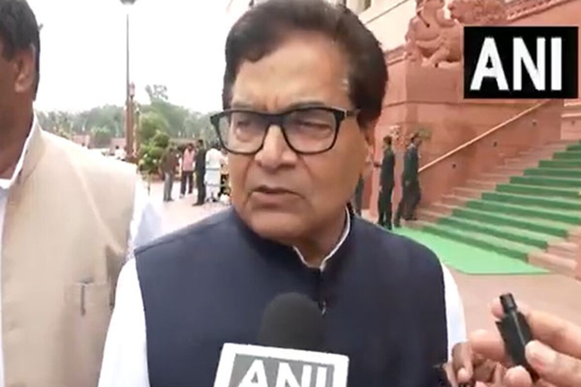 "India's economy is very bad," says Samajwadi Party MP Ram Gopal Yadav