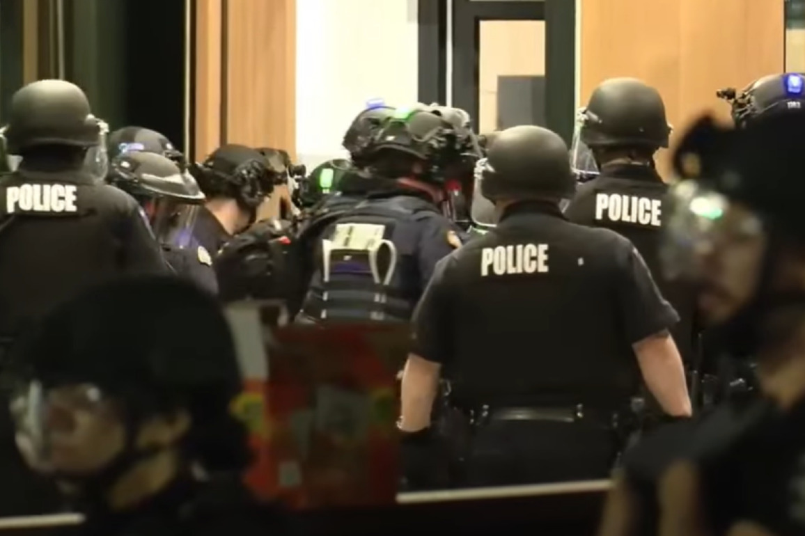 More than 30 arrested in occupation of University of Washington building