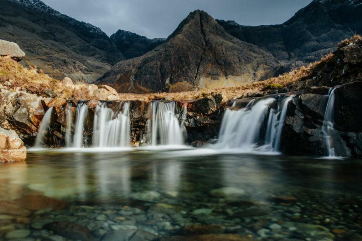 Danish influencer slammed for 'damaging' Skye beauty spot