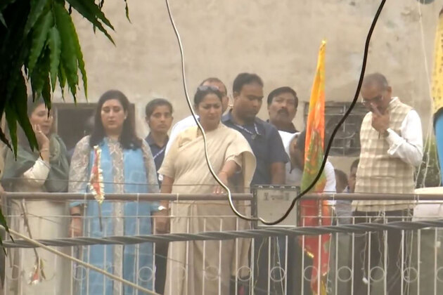 Delhi CM reaches Satya Niketan building collapse site; MP Bidhuri says probe panel formed, Mayor urges focus on rescue