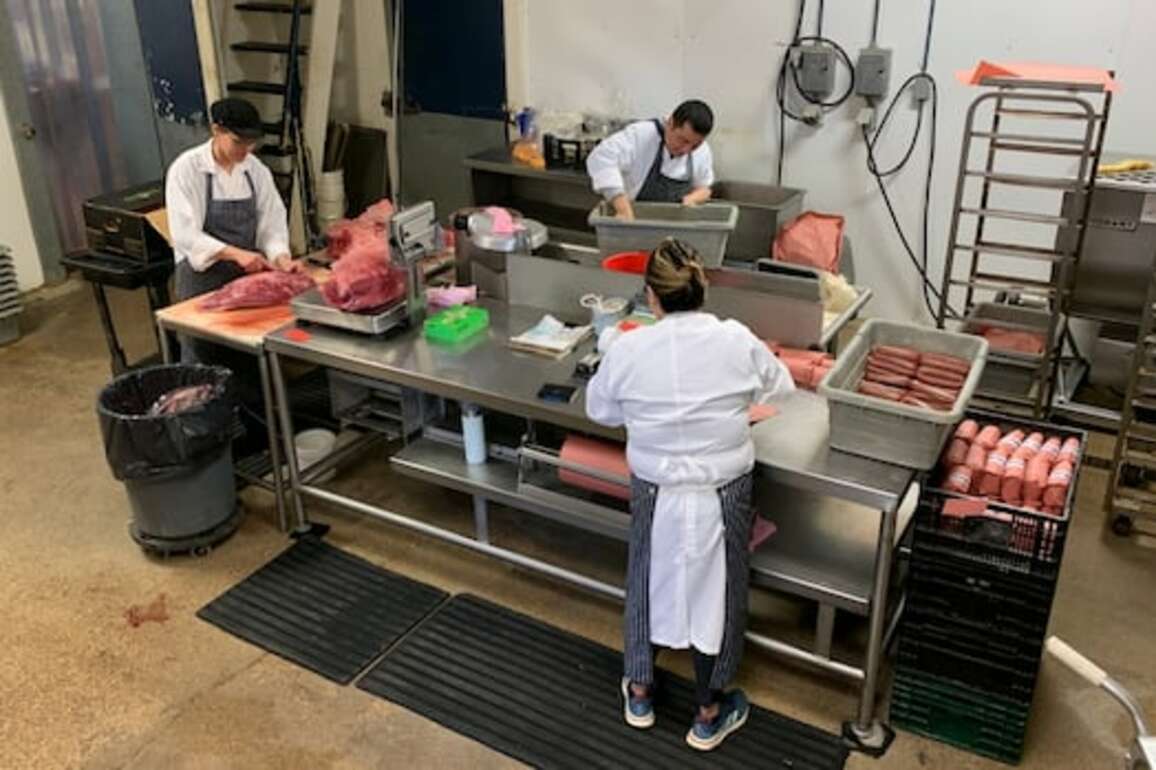 Navigating trade tricky in border city of Lloydminster, which straddles two provinces