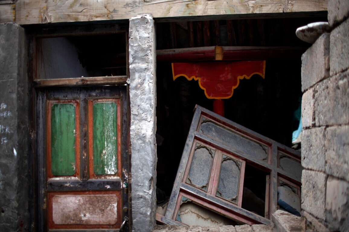 Earthquake of magnitude 5.8 strikes Bhutan