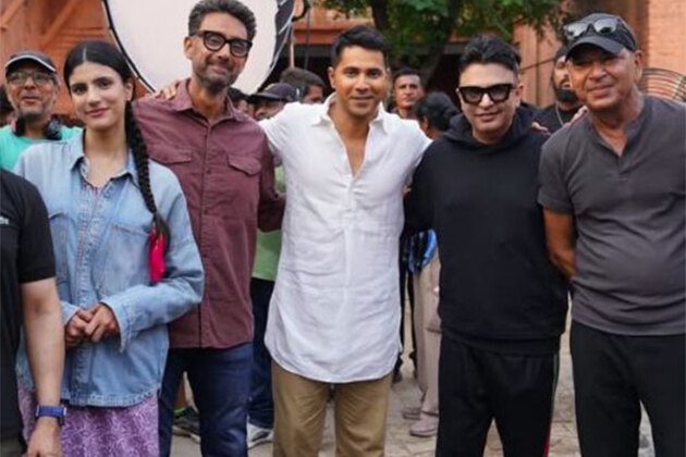Varun Dhawan seeks blessings at Golden Temple after wrapping 'Border 2'
