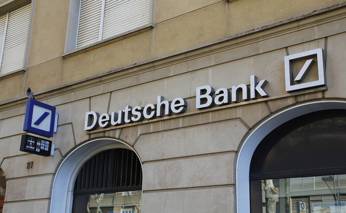Deutsche Bank scheme and Aviva complete £400m buy-in