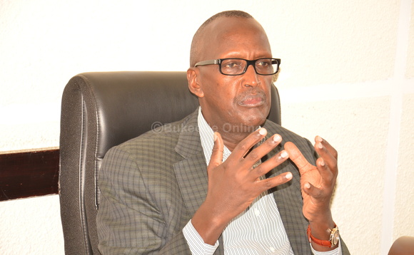 Tumukunde ng’ayogera ku mbeera eri e Ntebe. Ku kkono, ye mugenzi Nalule. Tumukunde ng’ayogera ku mbeera eri e Ntebe. Ku kkono, ye mugenzi Nalule.
