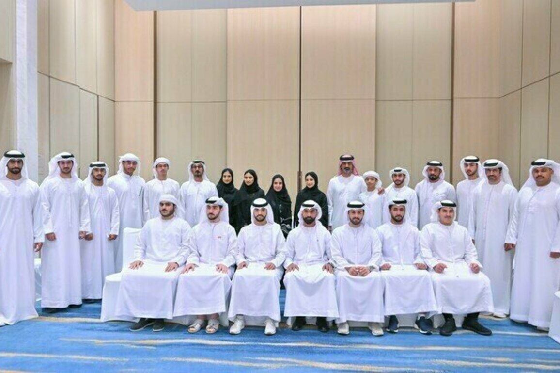 Ajman Crown Prince meets Emirati students in China